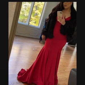 Camille dress gorgeous heavy gown worn one time and it’s been dry cleaned